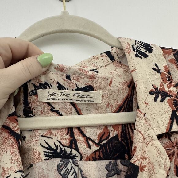 Free People Womens M We The Free Button Up Its A Vibe Tunic Oversized Floral - Picture 3 of 5